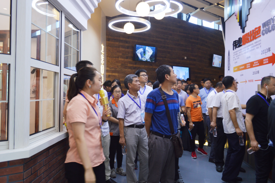 國(guó)家標(biāo)準(zhǔn)GB/T 8478《鋁合金門窗》審查會(huì)在佛山順利召開(圖13)