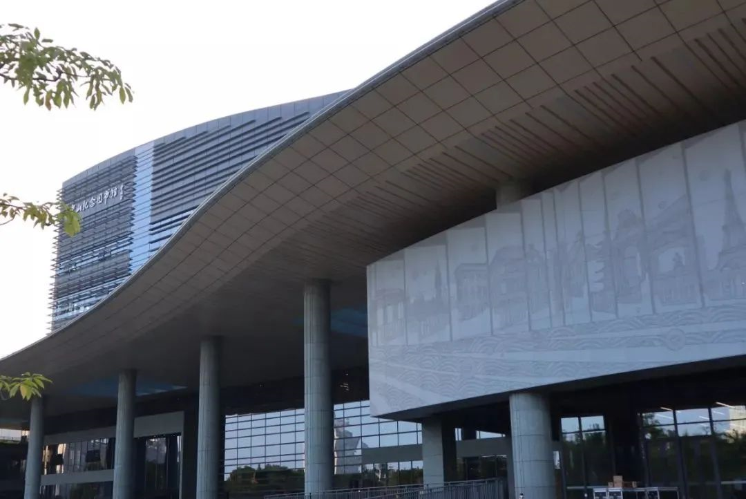 中亞工程案例展示丨坐書鄉(xiāng)觀日出日落，賞機(jī)場(chǎng)云卷云舒(圖3)