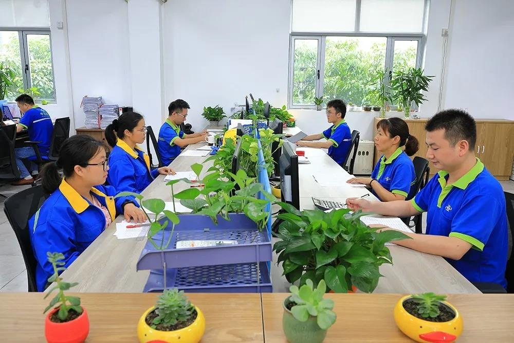 中亞丨九九重陽(yáng)節(jié)，濃濃敬老情——向老員工致敬(圖8)